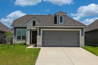 Building Photo - 2030 Kathryn Dr