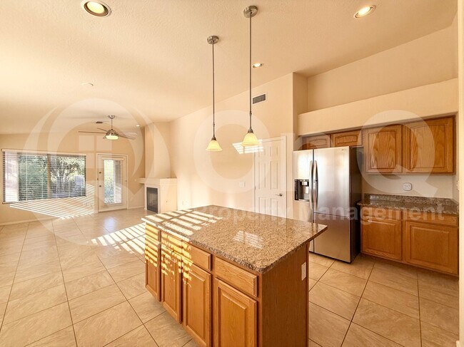 Foto del edificio - 4548 E Mark Ln