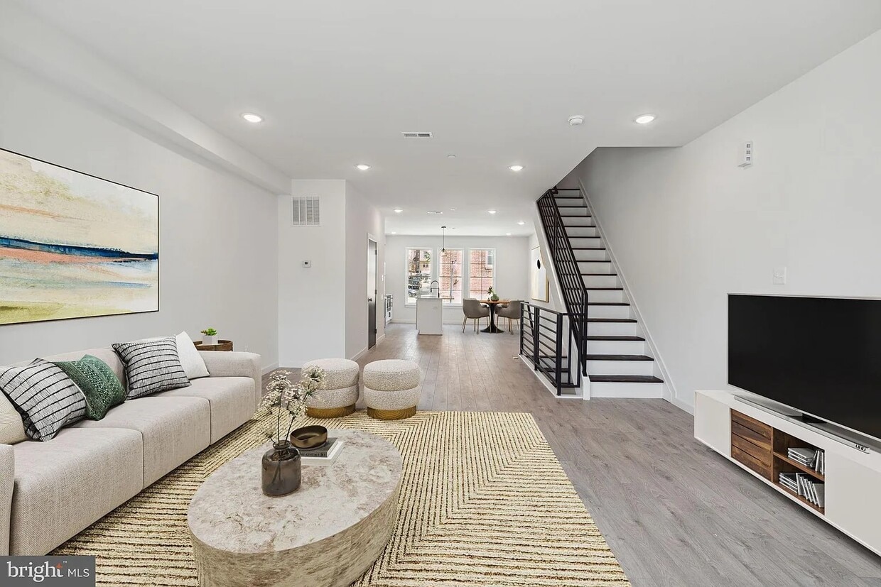 Photo - 5608 Florence Avenue-