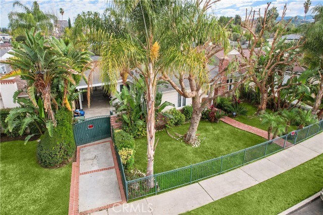 Foto del edificio - 5362 Yolanda Ave