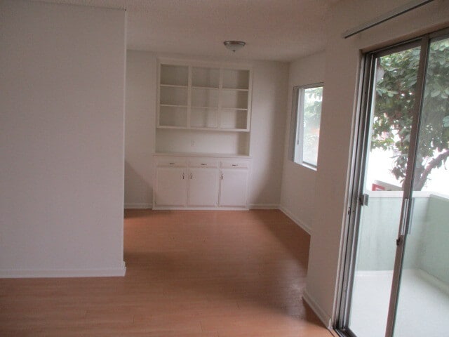 Building Photo - 3344 Mentone Ave