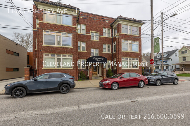 Building Photo - 11433 Ashbury Ave