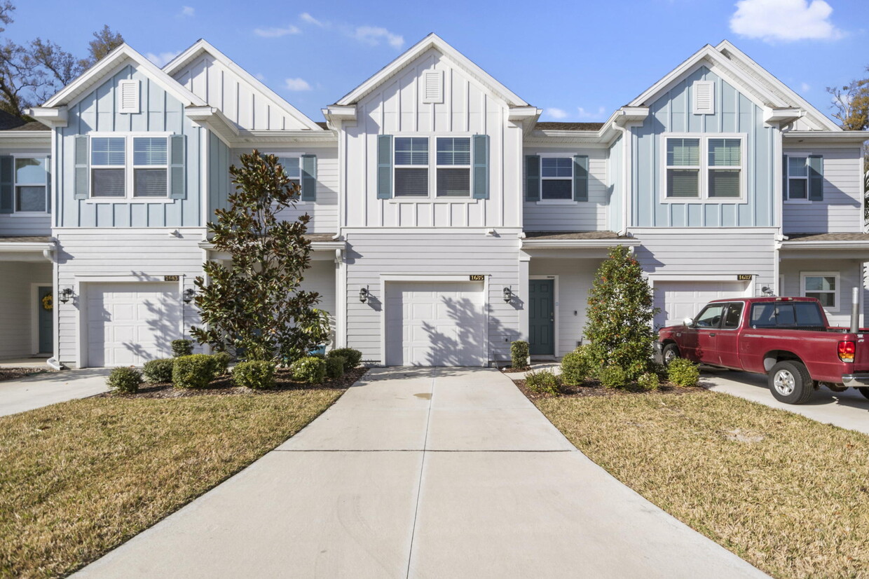 Cozy Townhome - 1685 Pottsburg Point Dr