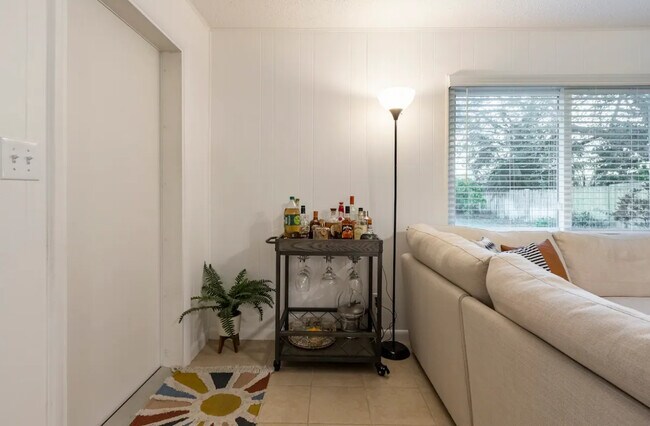 Foto del edificio - 1447 Caribbean Dr