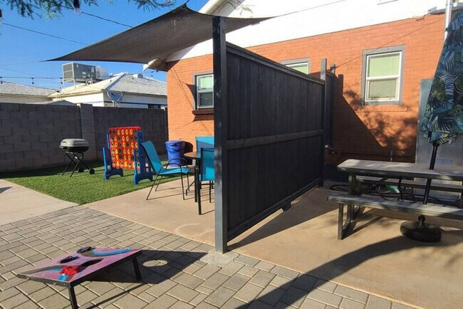 Foto del edificio - 13th Pl Left  Charming Apt |Downtown|Phoen...