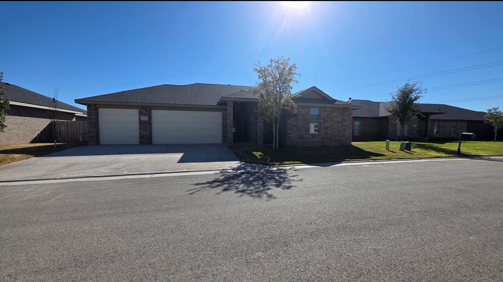 Foto principal - 2504 Beachwood St