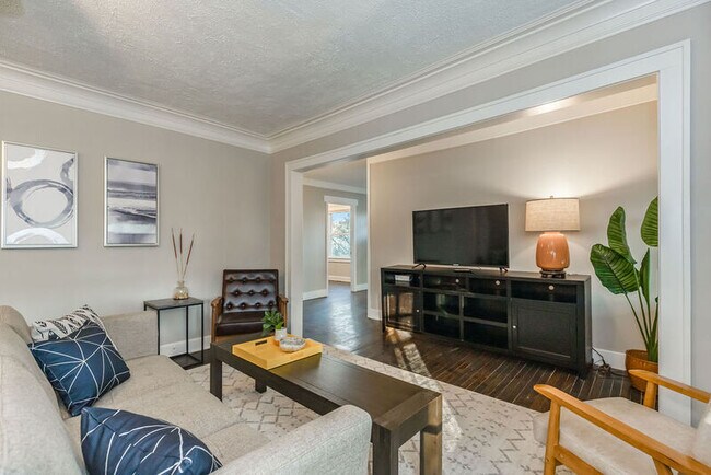 Foto del edificio - 801 E 85th St