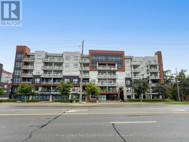 Building Photo - 320-320 Plains Rd E
