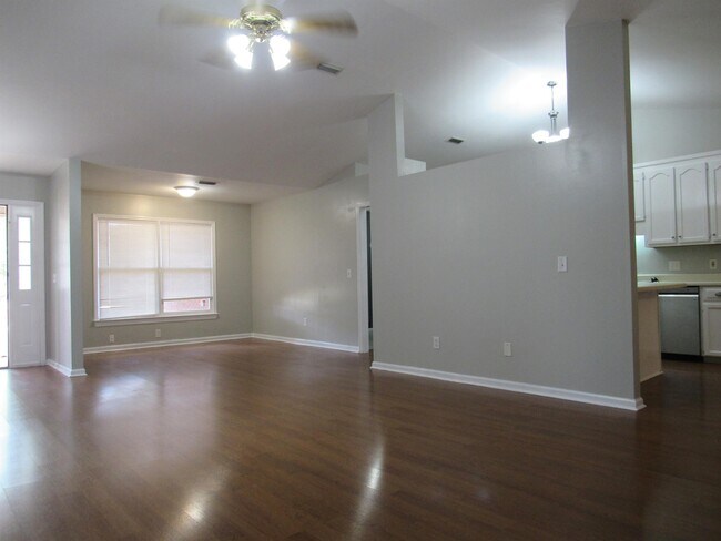 Building Photo - 2805 Partridge Ln
