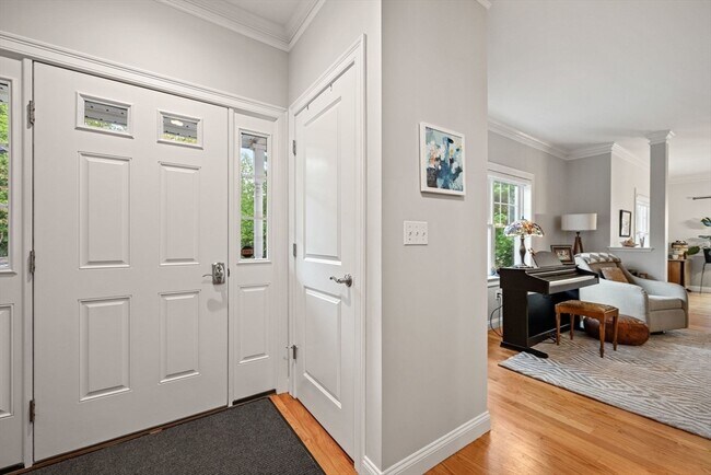 Foto del edificio - 2 Summer Hill Cir