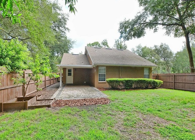 Photo - Charming 3/2 with large fenced yard! House