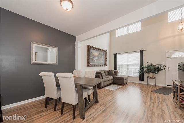 Building Photo - 11716 Woodmere Trace Dr