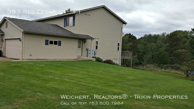 Building Photo - 387 Red Cedar St