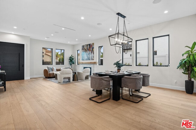 Foto del edificio - 4475 Mammoth Ave