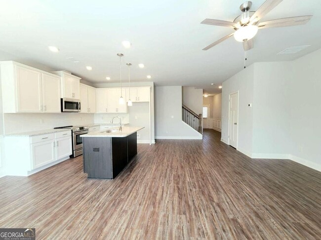 Building Photo - 1370 Sugar Glen Ct