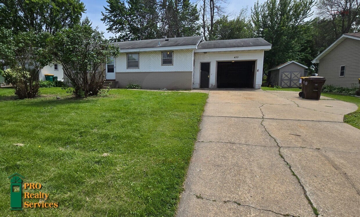430 Paul St, Elko New Market, MN 55054 House Rental in Elko New