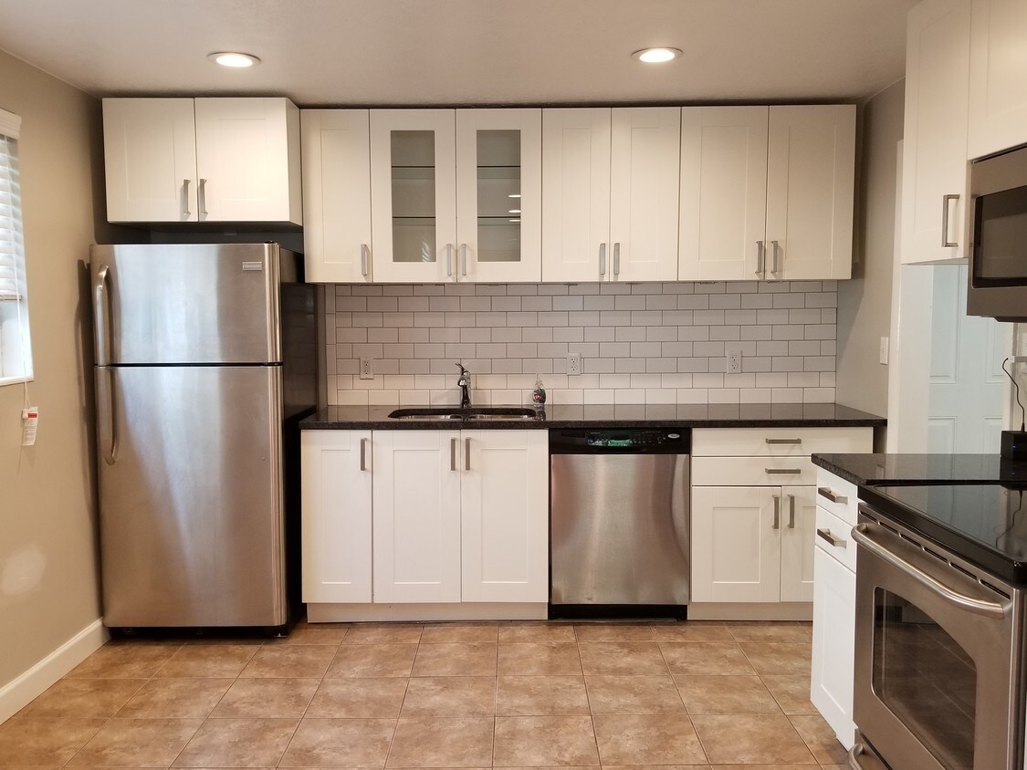 cocina nueva - 150 Wentworth Ave