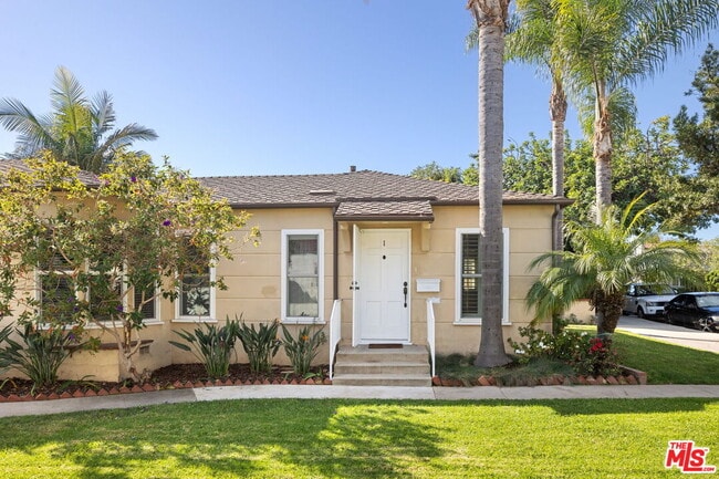 Building Photo - 1512 Ocean Park Blvd