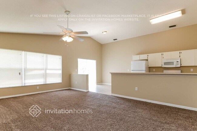 Foto del edificio - 28418 Meadowrush Way