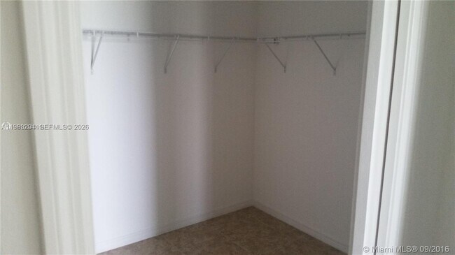 Foto del edificio - 5223 SW 77th Way