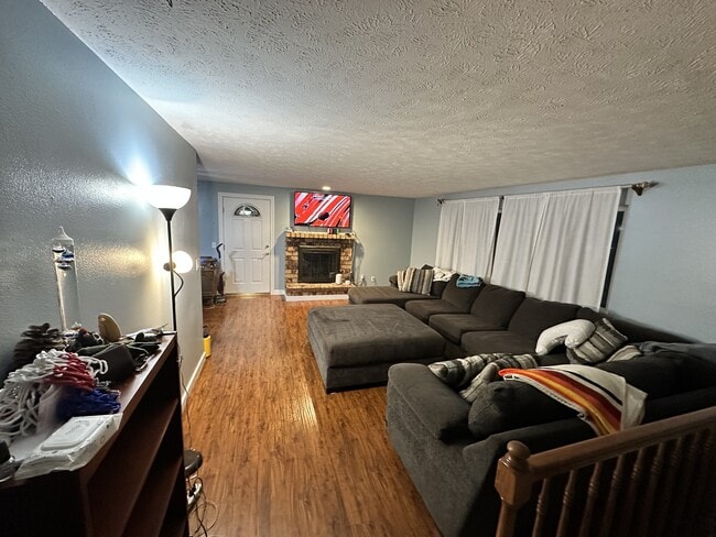 Foto del edificio - 3102 S Rebecca St