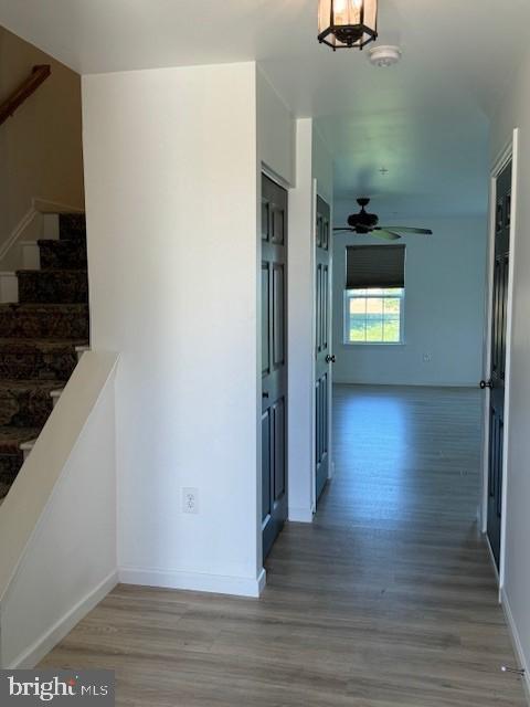 Primary Photo - 132 N Village Cir