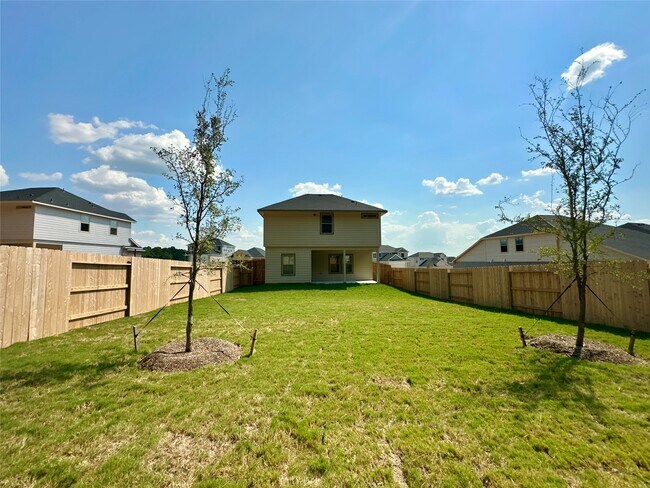 Foto del edificio - 12187 Ridge Top Dr