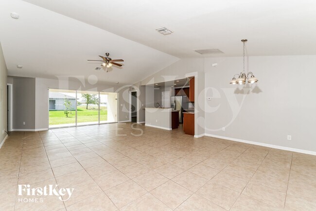 Foto del edificio - 2224 NW 7th Terrace