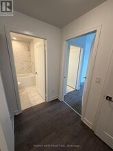 Building Photo - 705 Davis Dr