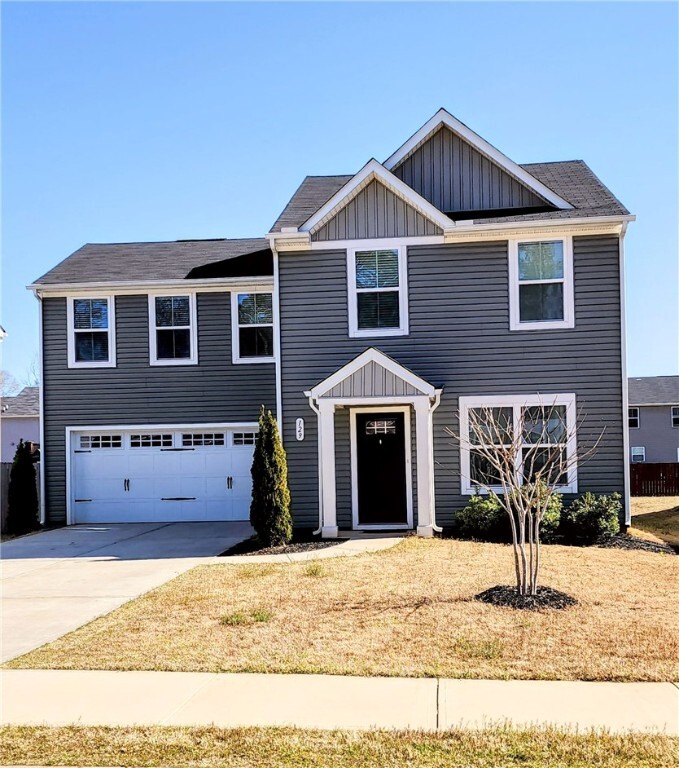 Foto principal - 129 Queens Mill Ct