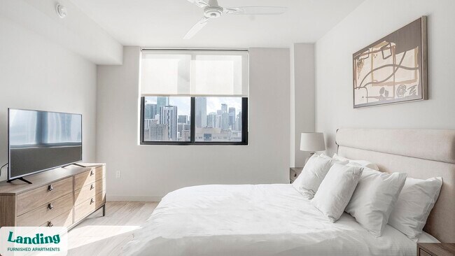 Foto del edificio - 698 NE 1st Ave