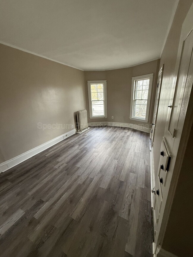 Foto del edificio - 40 Pleasant St