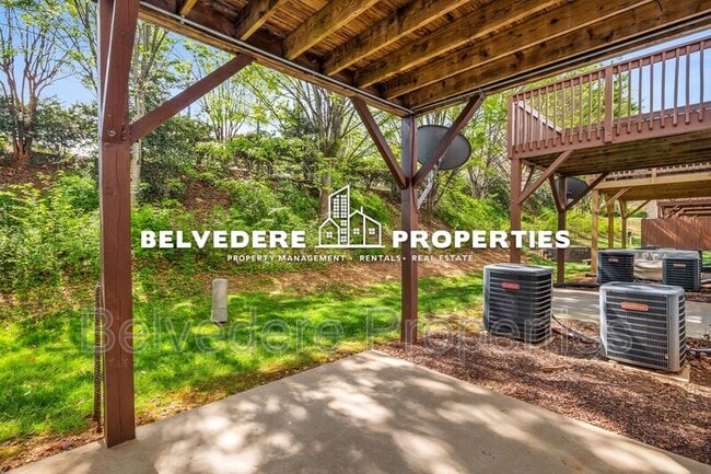 Building Photo - 36 Ackland Dr