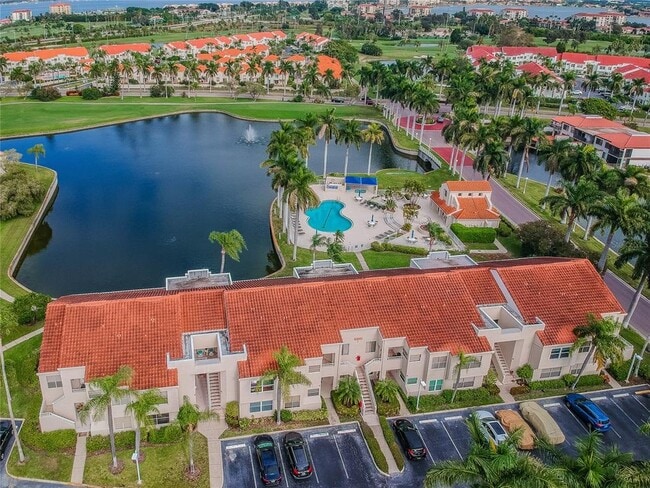 Building Photo - 6073 Bahia Del Mar Blvd S