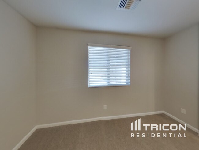 Foto del edificio - 12575 W Hummingbird Terrace