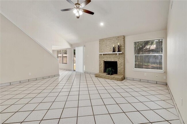 Building Photo - 12013 Wycliff Ln