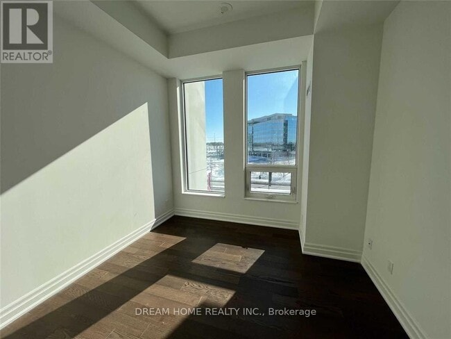 Building Photo - 10 Rouge Valley Dr W