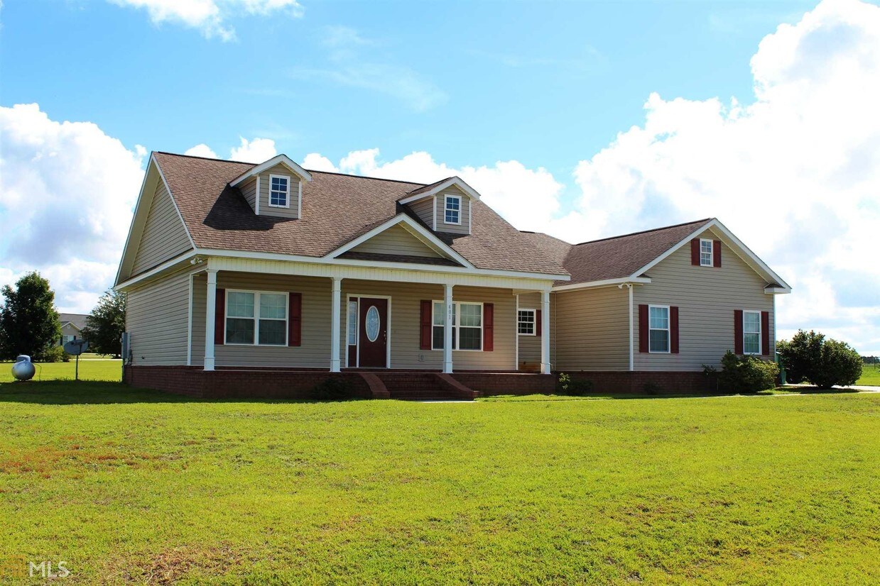 Foto principal - 401 Old Kennedy Ln
