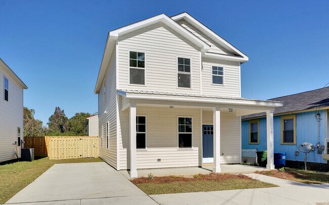 Building Photo - 1011 Campbell St