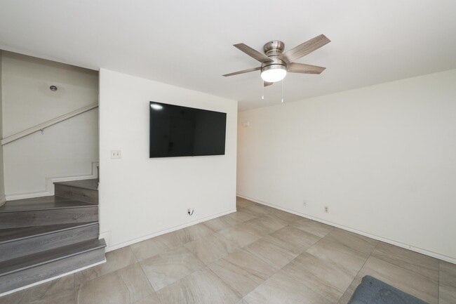 Foto del edificio - 112 Merlin Rd
