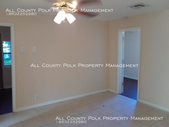 Building Photo - 4 bedroom in Lake Alfred FL 33850