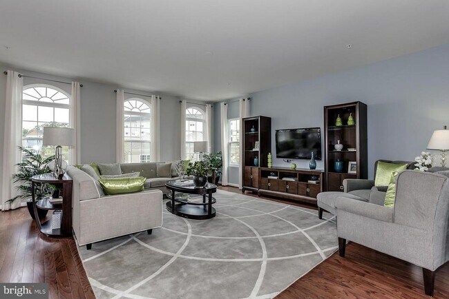 Foto del edificio - 8603 Crooked Tree Ln
