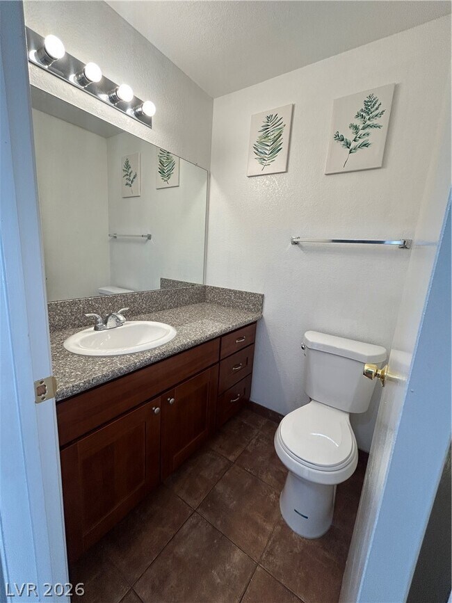 Building Photo - 6750 Del Rey Ave