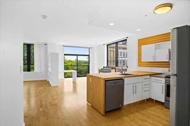 Foto del edificio - 251 Heath St