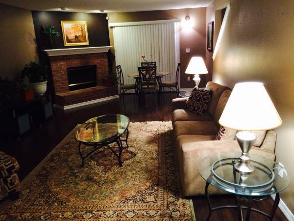 Foto del edificio - 4060 Crabtree Ct