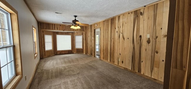 Building Photo - 4479 Stenberg Rd