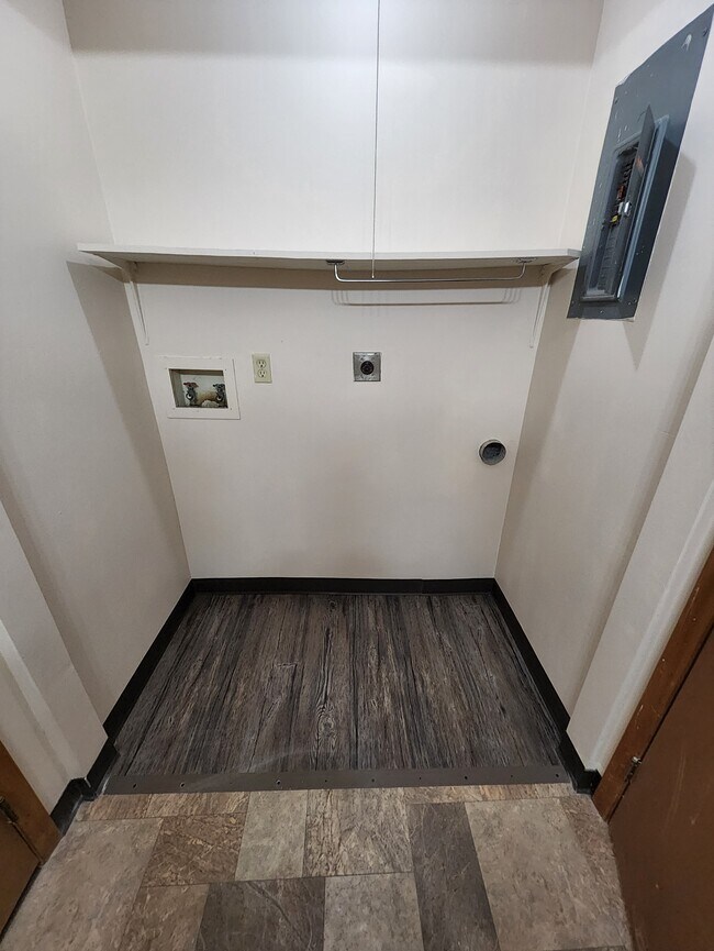 Foto del edificio - 220 Heritage Cir