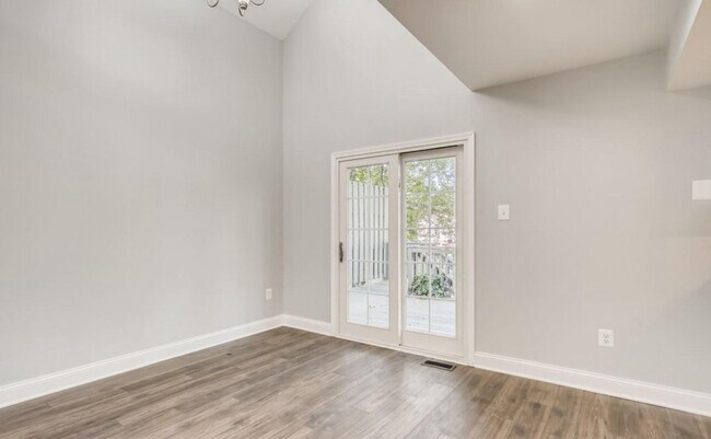 Foto del edificio - 3504 Marble Arch Dr