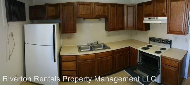 Building Photo - 1 br, 1 bath Apartment - 201 South 4th West