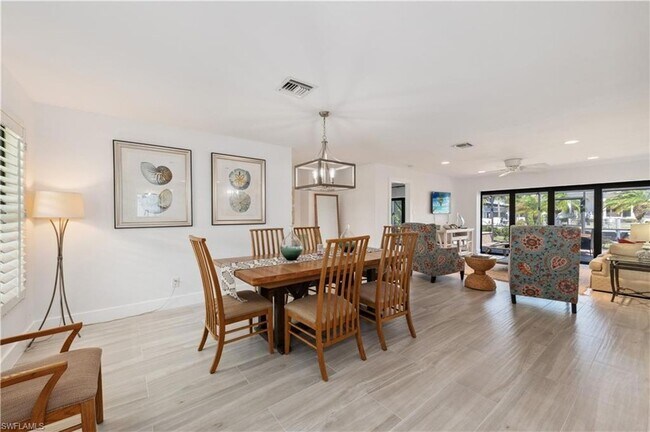 Foto del edificio - 1399 Osprey Ave